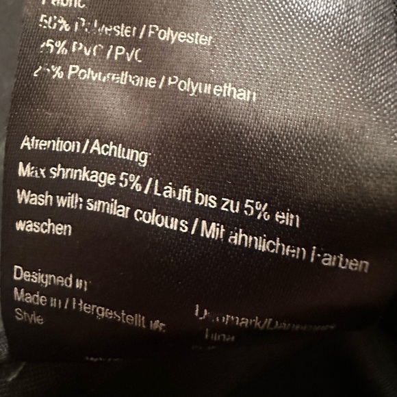 Modström Hooded Rain Jacket Size Extra Small (XS) - Picture 10 of 10